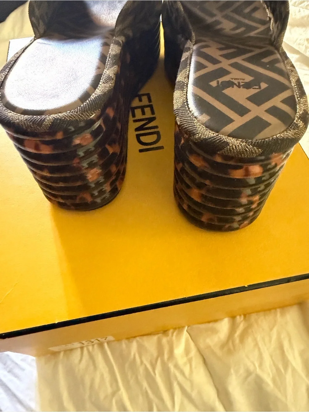 Fendi Cloth mules & clogs